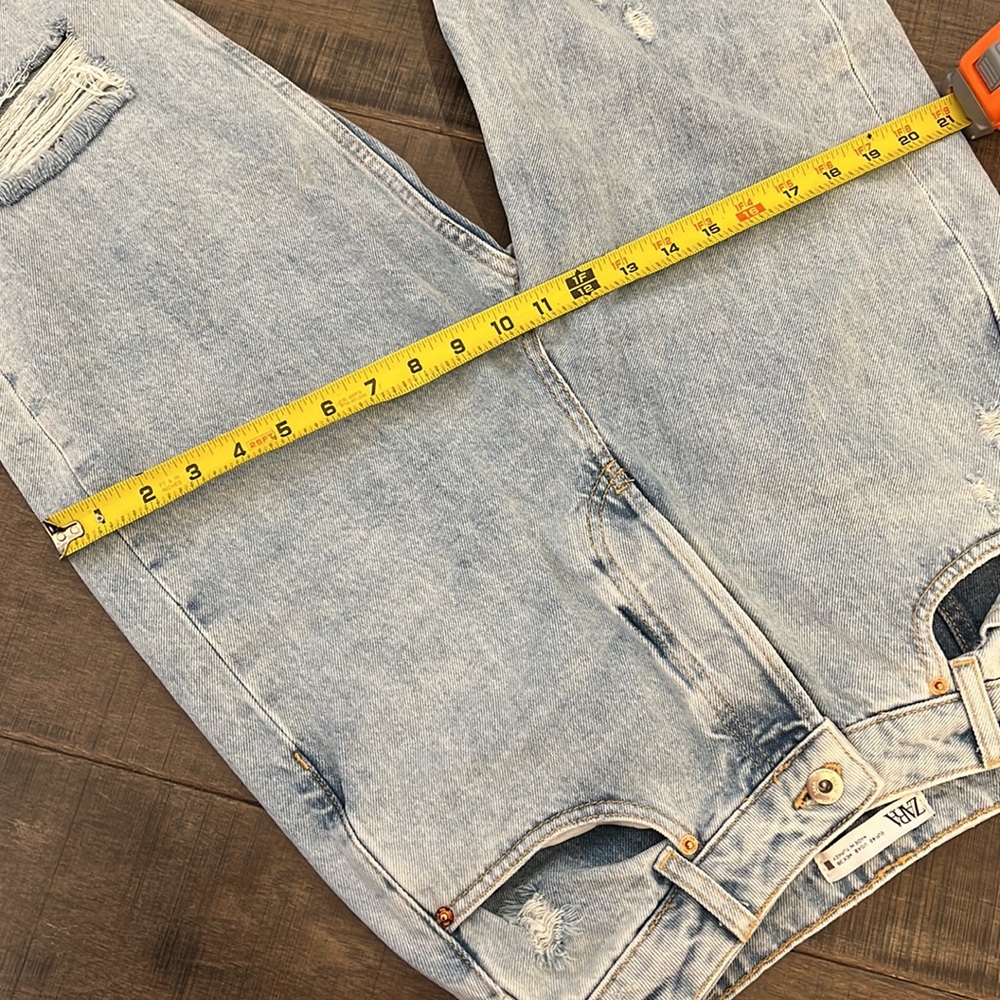 AS NEW ZARA HIGH WAIST MOM JEANS SIZE 8 - Picture 7 of 16
